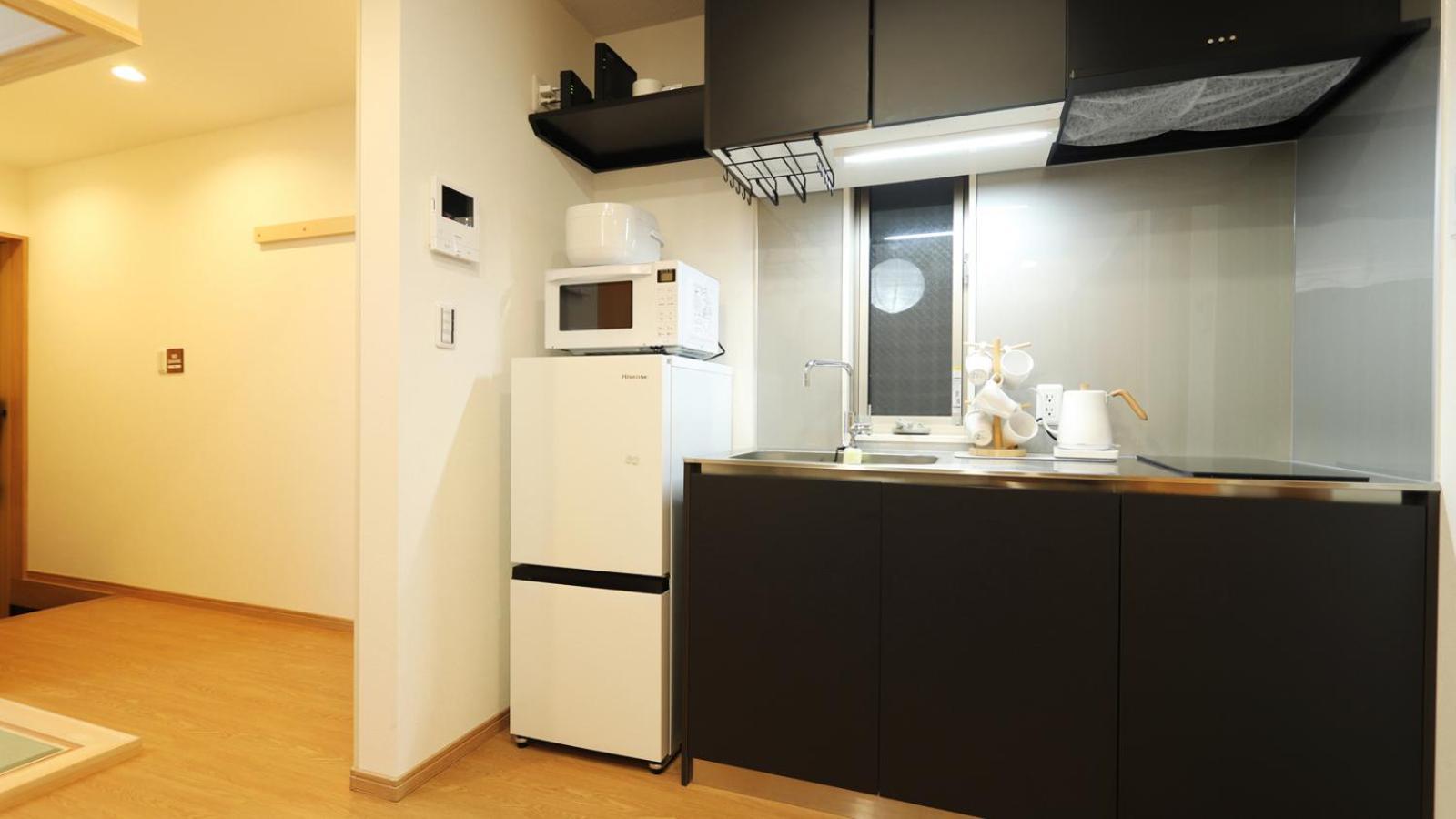 3-bedroom Near Subway Direct To Airport Quiet Villa *