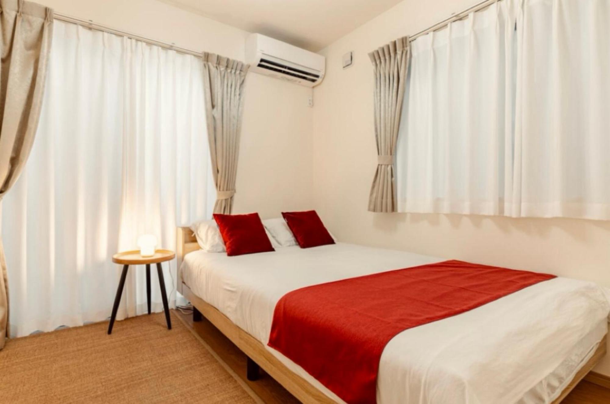 3-bedroom Near Subway Direct To Airport Quiet Osaka